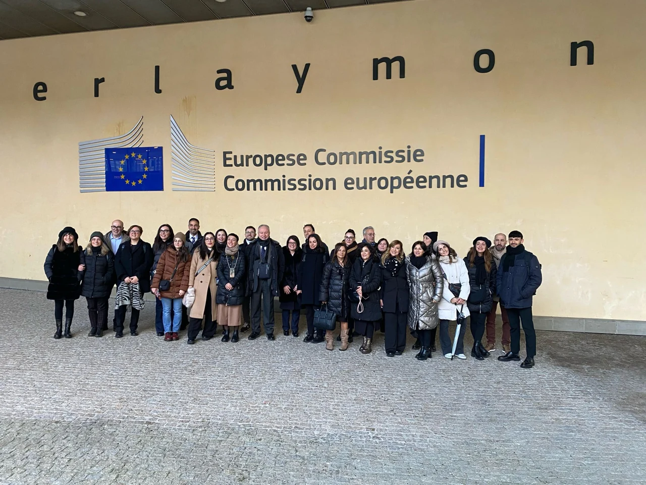 Delegazione YWTS III davanti alla Commissione europea, febbraio 2025